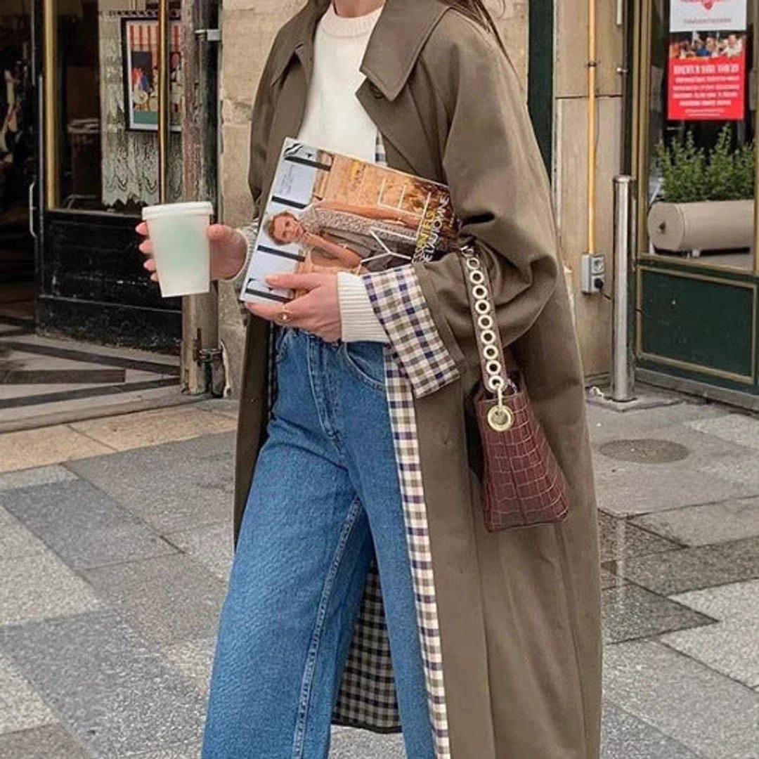 Oversized Long Trench Coat with a Notch Collar and Side Pockets 1
