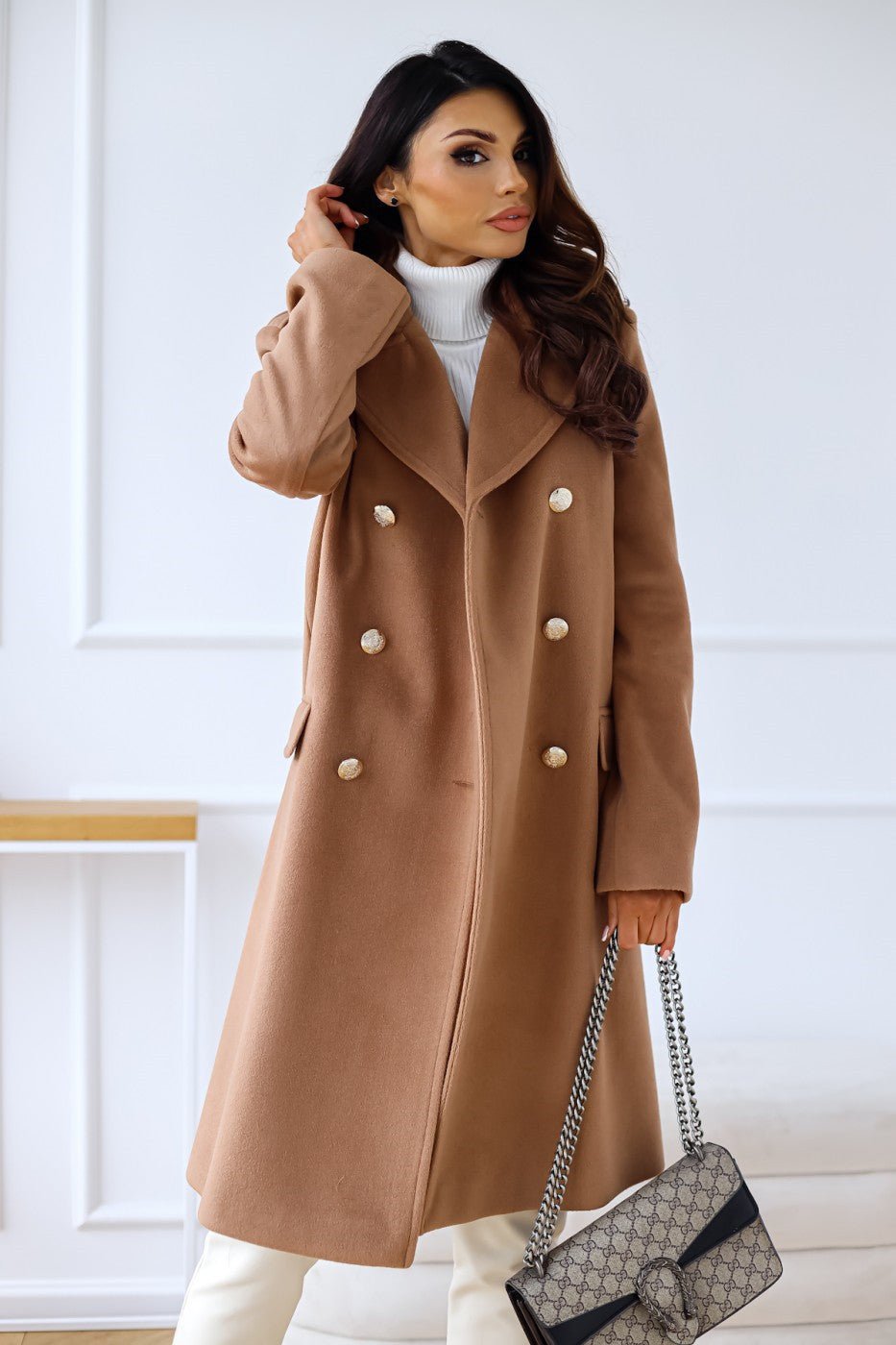Double-Breasted Long Coat with Gold Buttons and Notched Lapels in Brown