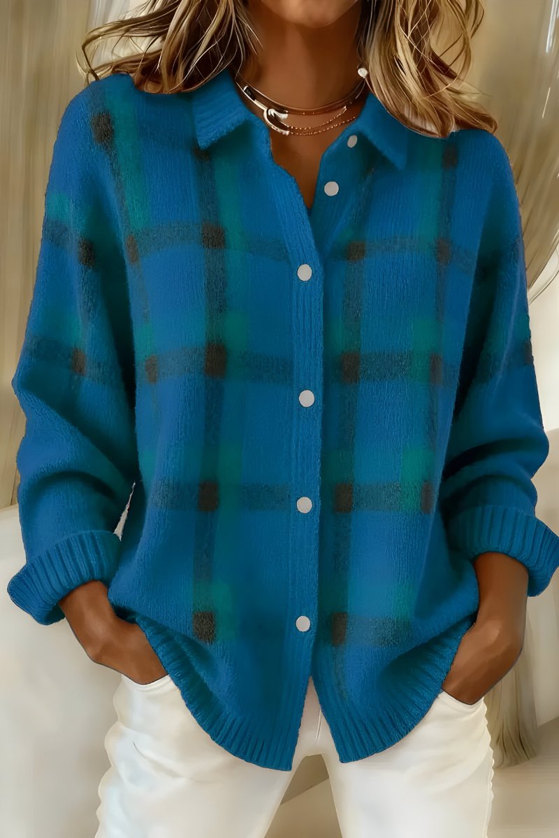 Oversized Plaid Cardigan with a Collar and Button Front in Blue