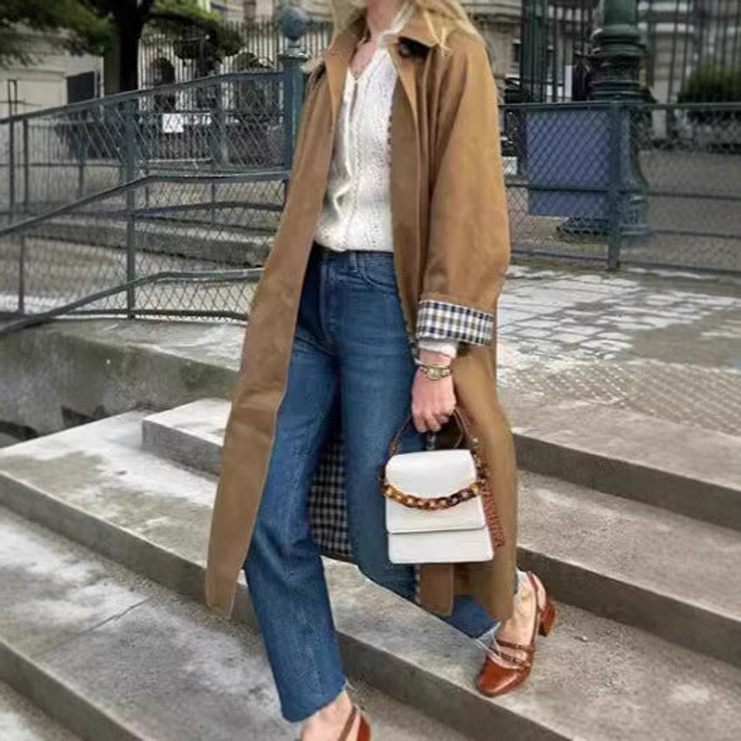 Oversized Long Trench Coat with a Notch Collar and Side Pockets 4
