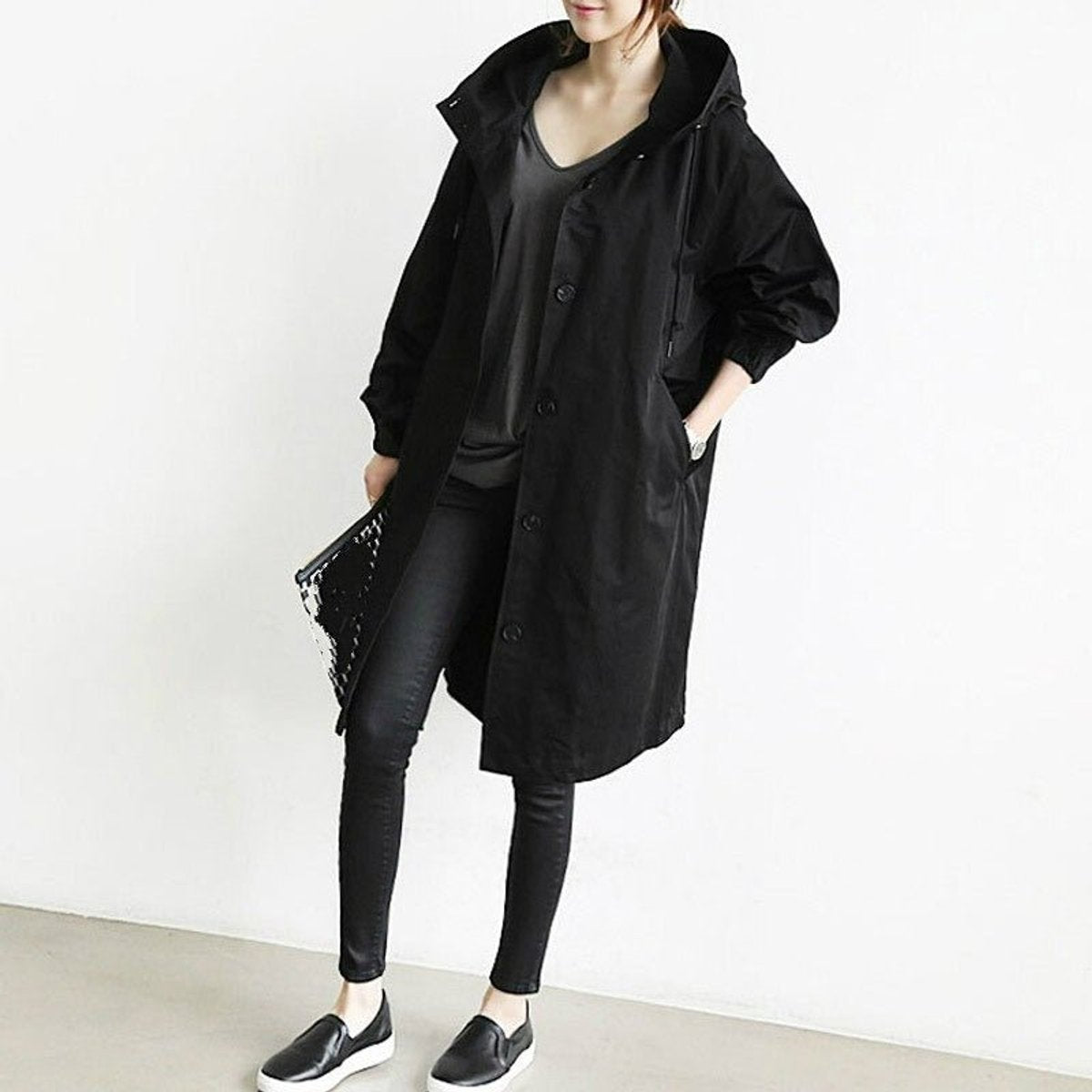 Oversized Midi Trench Coat with a Single-Button Front and Elasticated Cuffs 4